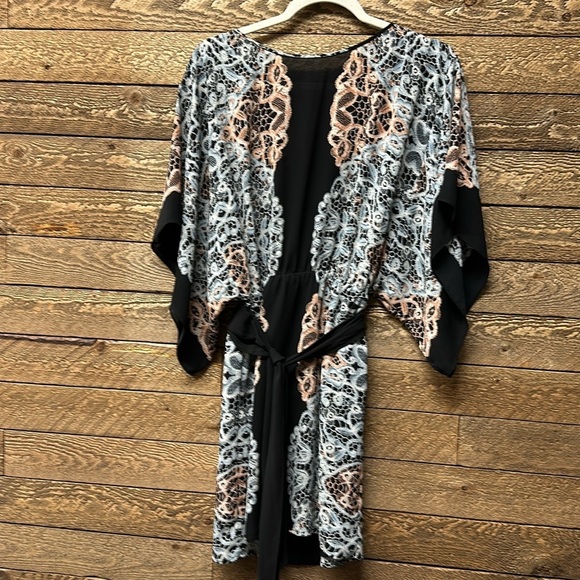 BCBG MAXAZRIA Black and Blue Patterned Dress Size XS - Picture 3 of 4